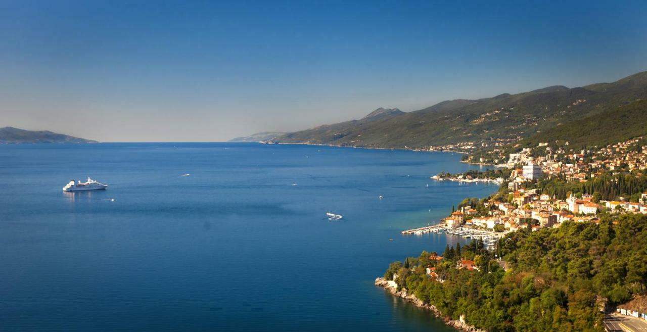 Apartment Villa Maria 10 With Swimming Pool Опатия Экстерьер фото